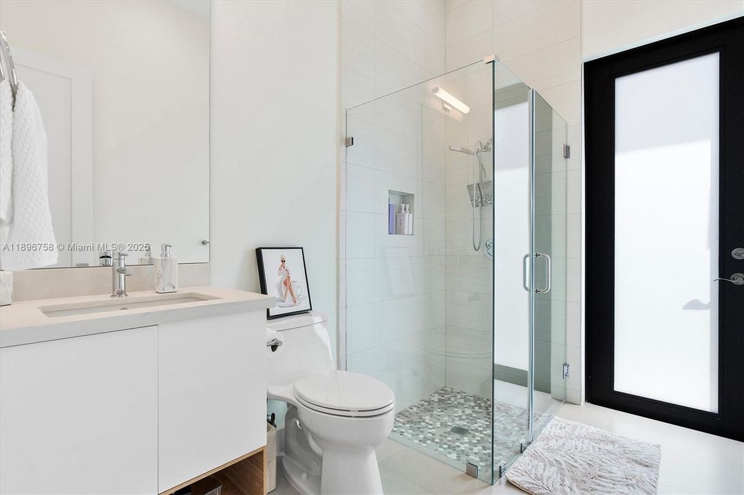 For Sale: $2,450,000 (4 beds, 3 baths, 3100 Square Feet)