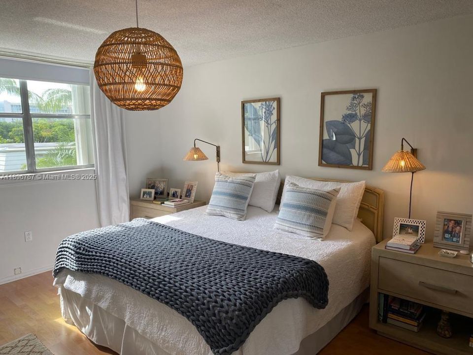 For Rent: $6,700 (3 beds, 2 baths, 1645 Square Feet)