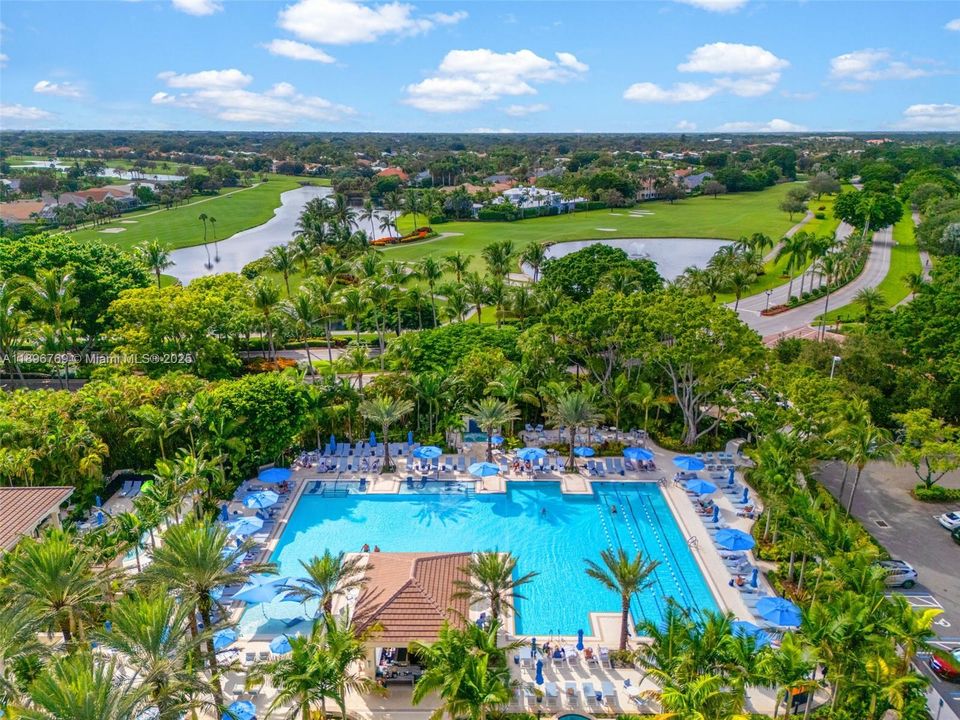 Active With Contract: $1,055,000 (3 beds, 3 baths, 2315 Square Feet)