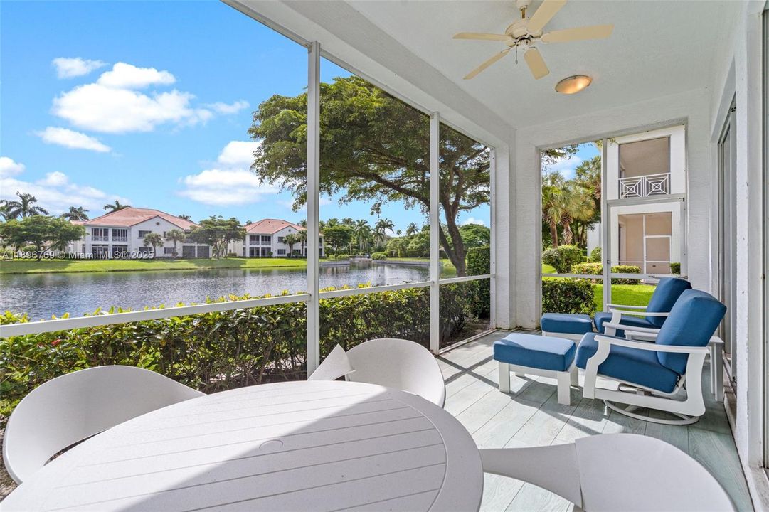 Active With Contract: $1,055,000 (3 beds, 3 baths, 2315 Square Feet)