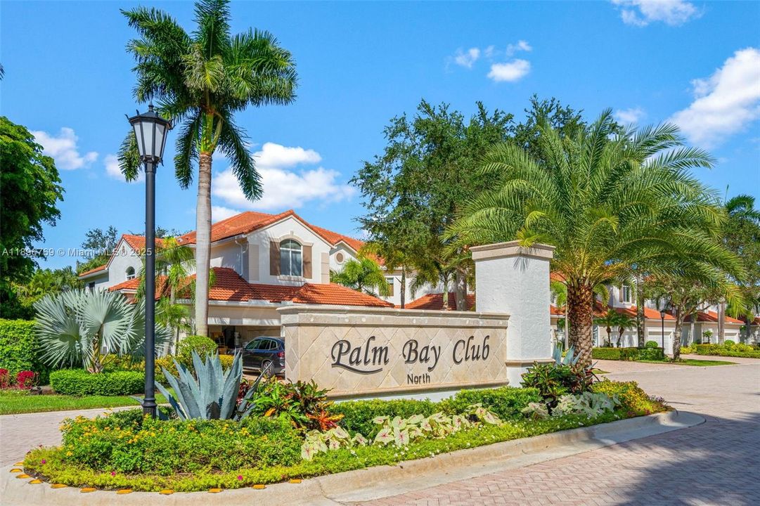 Active With Contract: $1,055,000 (3 beds, 3 baths, 2315 Square Feet)