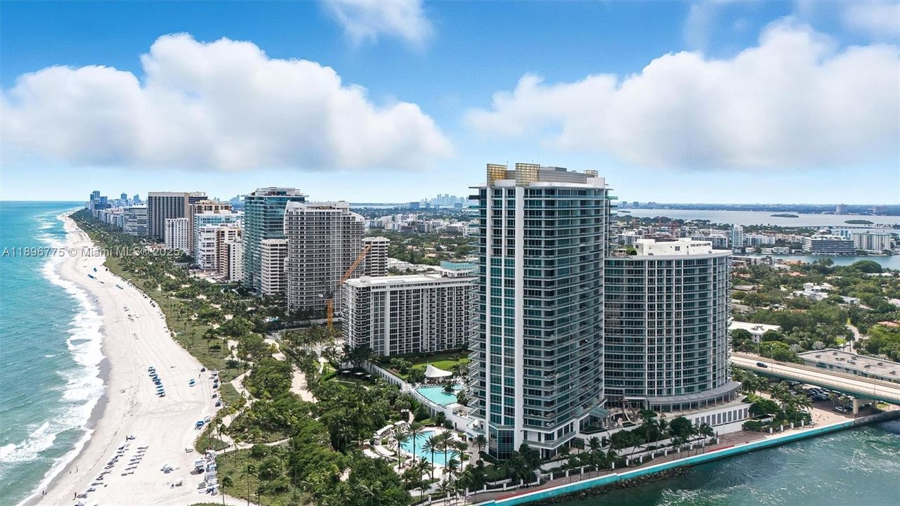 For Sale: $7,495,000 (3 beds, 3 baths, 3289 Square Feet)