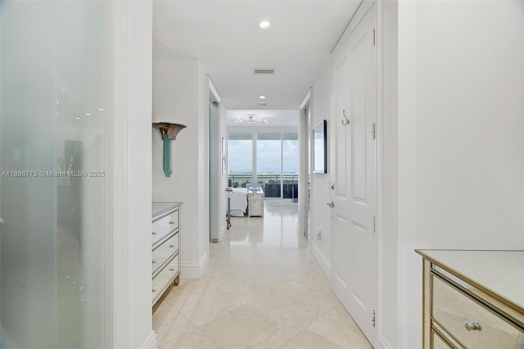 For Sale: $7,495,000 (3 beds, 3 baths, 3289 Square Feet)