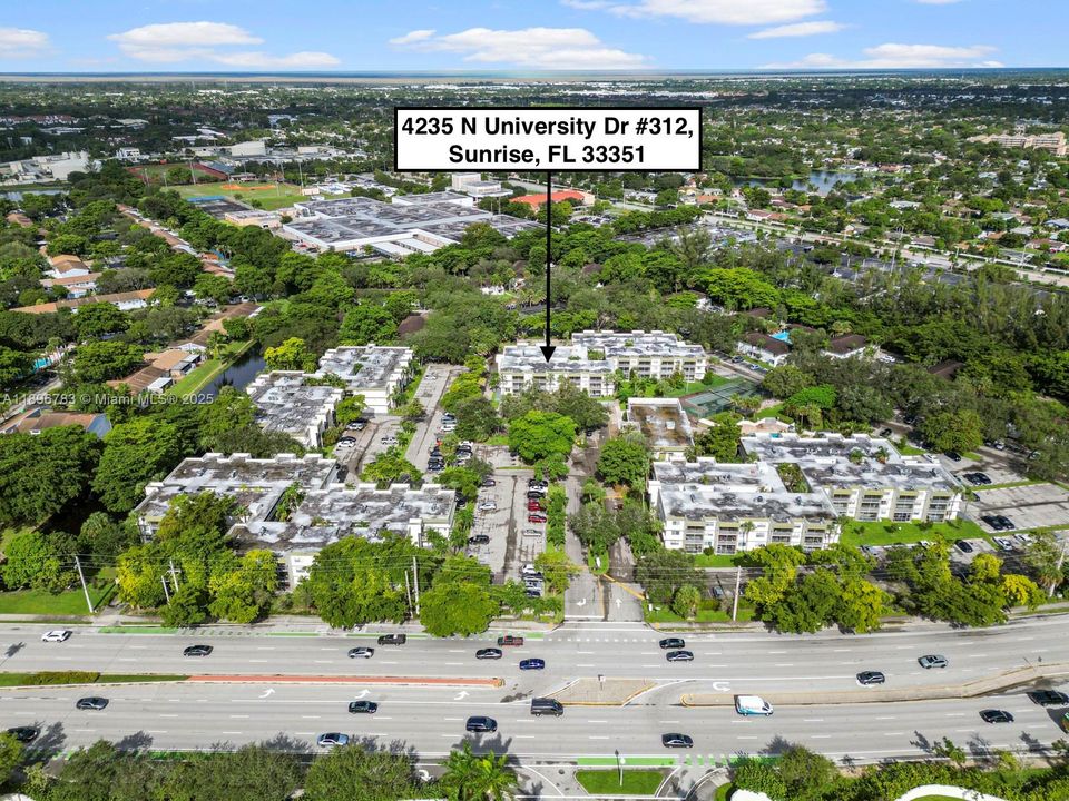 For Sale: $199,000 (2 beds, 2 baths, 1252 Square Feet)