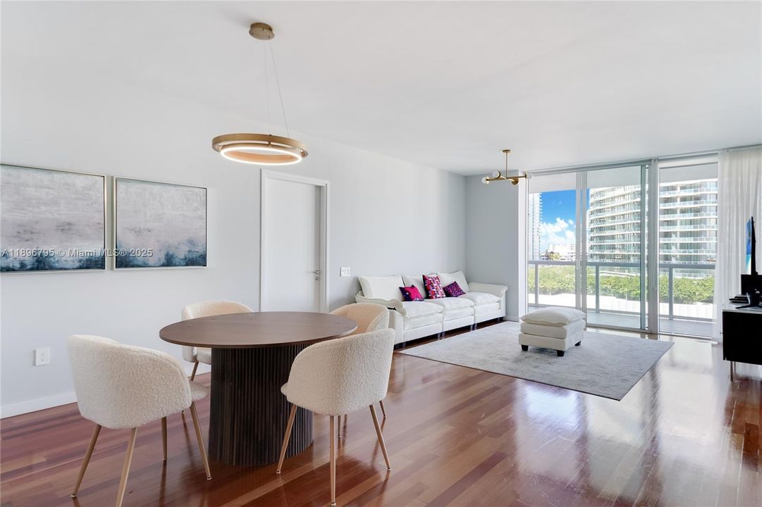 En Venta: $1,799,000 (2 camas, 2 baños, 1452 Pies cuadrados)