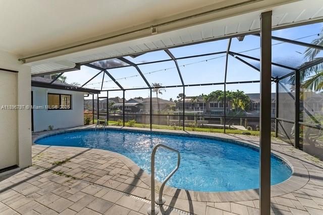 For Sale: $469,900 (3 beds, 2 baths, 1616 Square Feet)