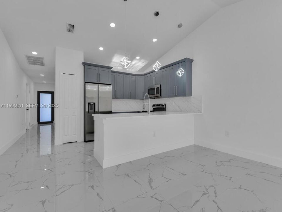 На продажу: $544,900 (0 спален, 0 ванн, 0 Квадратных фут)