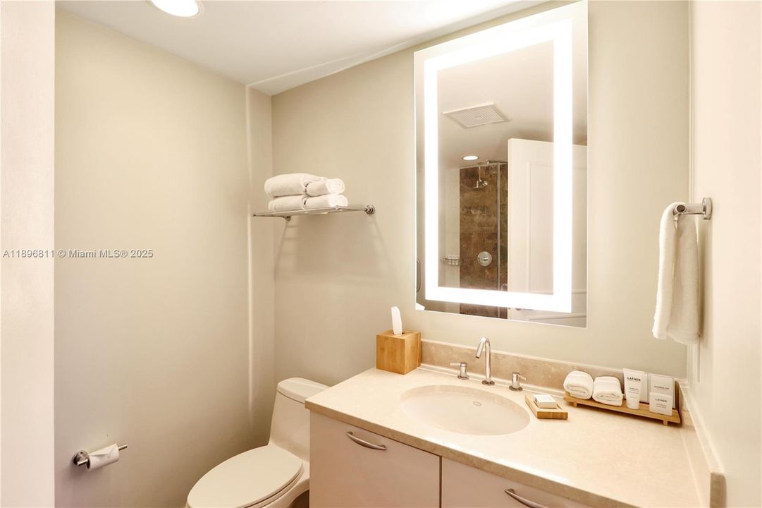 На продажу: $465,000 (1 спален, 2 ванн, 1028 Квадратных фут)