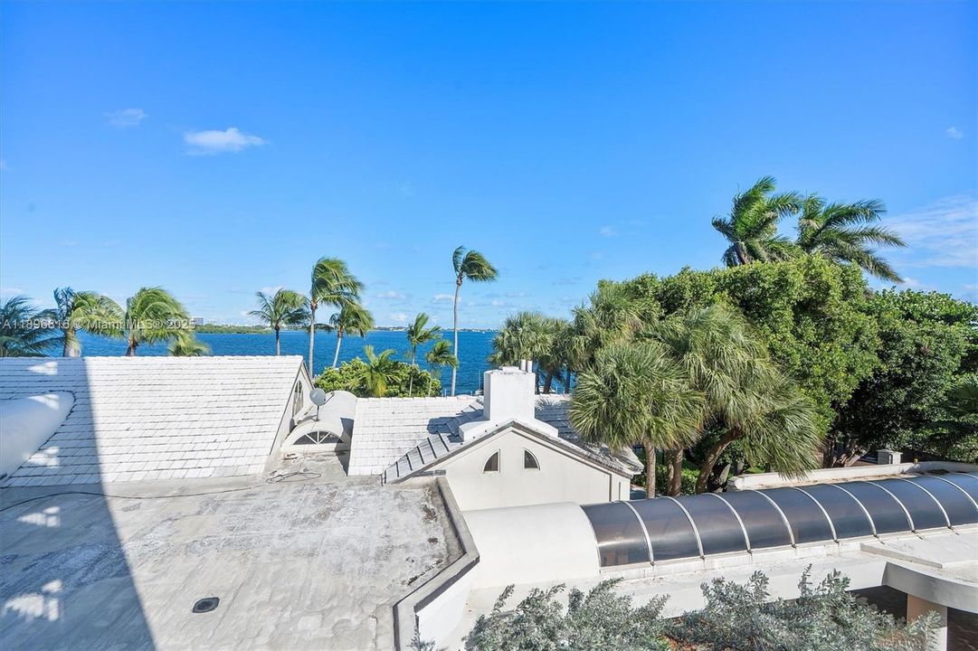 For Sale: $450,000 (3 beds, 2 baths, 1816 Square Feet)