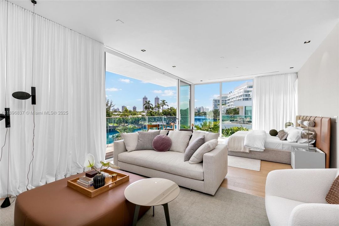 En Venta: $8,799,000 (4 camas, 4 baños, 4761 Pies cuadrados)