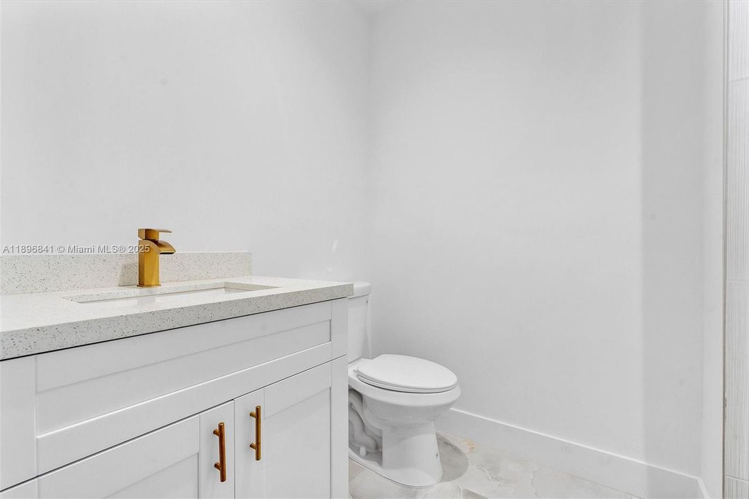 最近租的: $3,500 (3 贝兹, 2 浴室, 1500 平方英尺)