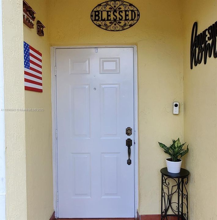 For Sale: $429,000 (3 beds, 2 baths, 1328 Square Feet)