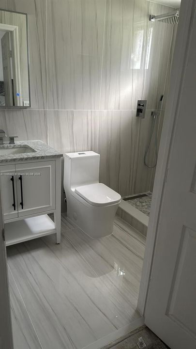 For Sale: $429,000 (3 beds, 2 baths, 1328 Square Feet)