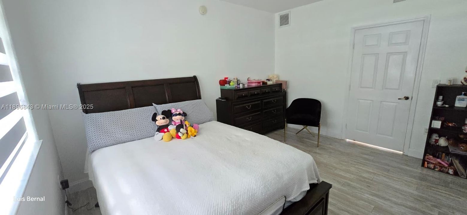 For Sale: $429,000 (3 beds, 2 baths, 1328 Square Feet)