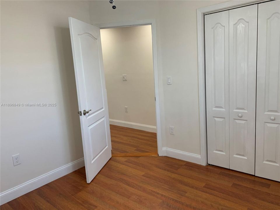 For Rent: $3,500 (3 beds, 2 baths, 1466 Square Feet)