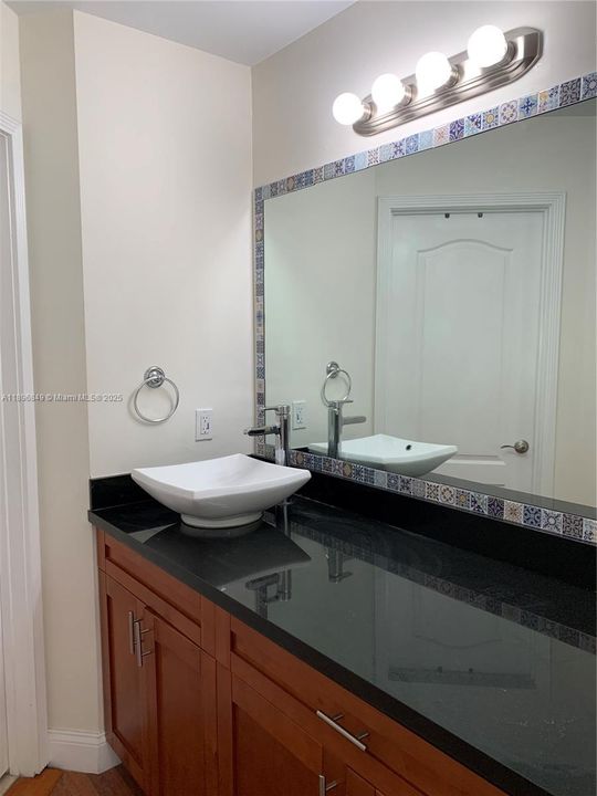 For Rent: $3,500 (3 beds, 2 baths, 1466 Square Feet)