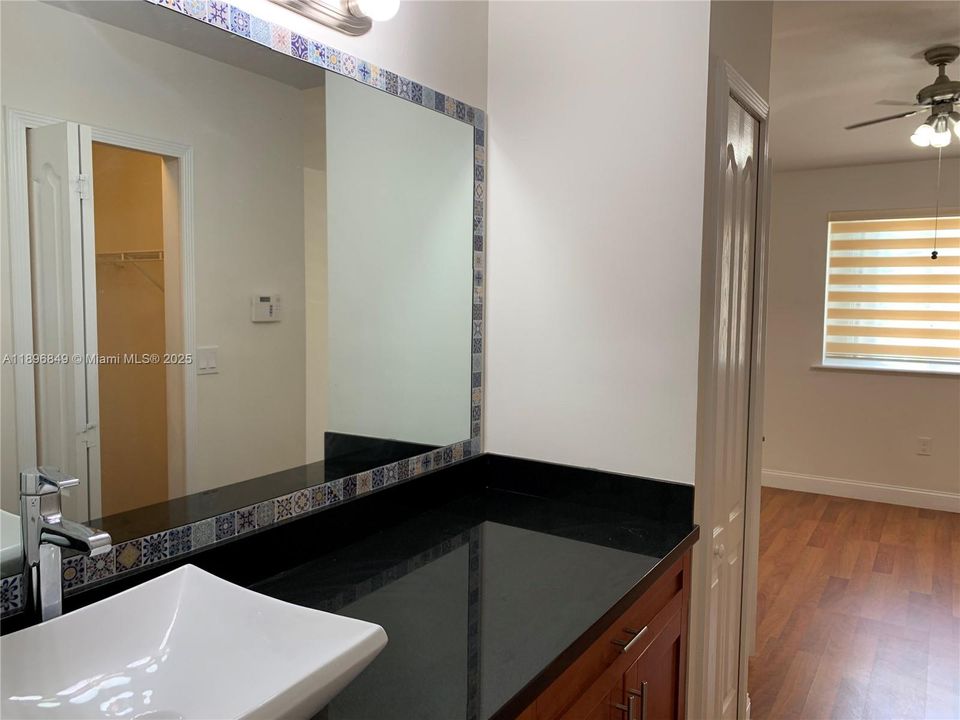 For Rent: $3,500 (3 beds, 2 baths, 1466 Square Feet)