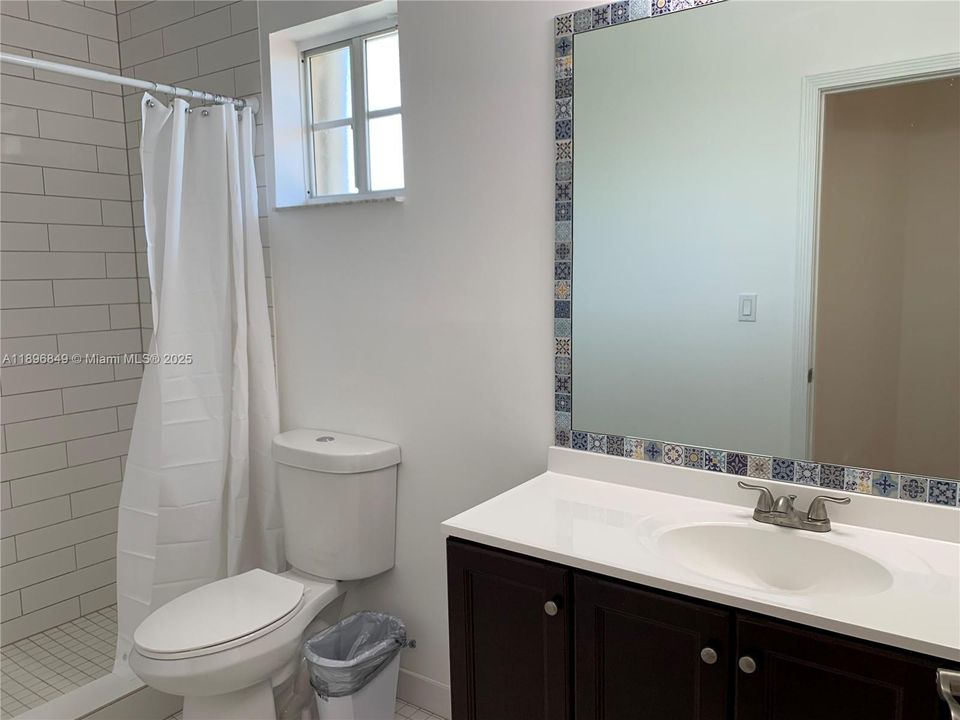 For Rent: $3,500 (3 beds, 2 baths, 1466 Square Feet)