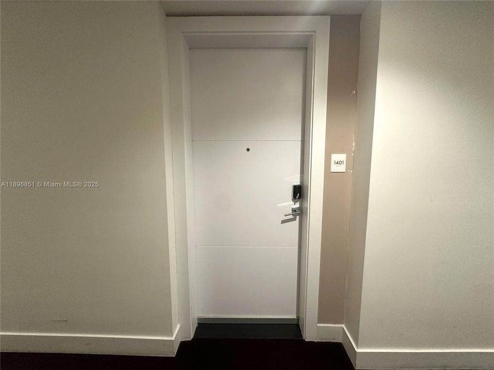 For Rent: $3,990 (3 beds, 3 baths, 1262 Square Feet)