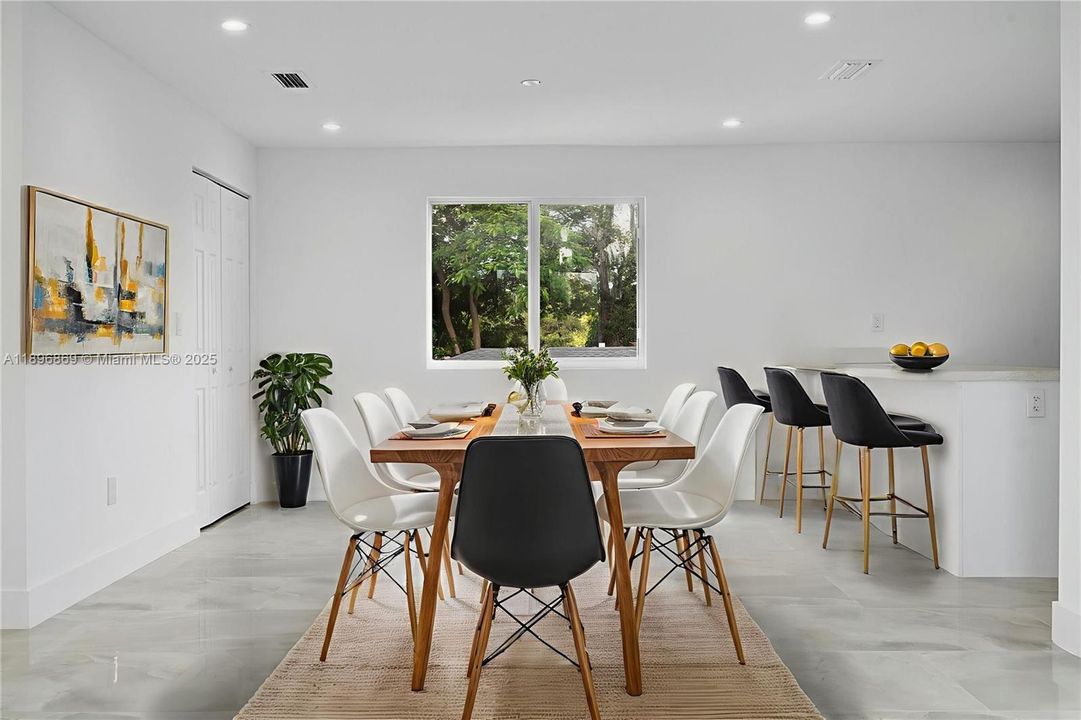 For Rent: $3,200 (3 beds, 2 baths, 1500 Square Feet)