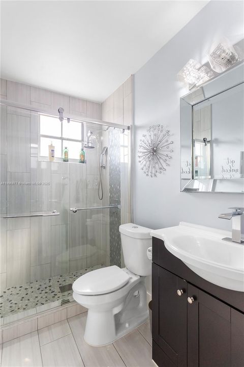 Недавно арендовано: $4,000 (3 спален, 2 ванн, 2057 Квадратных фут)