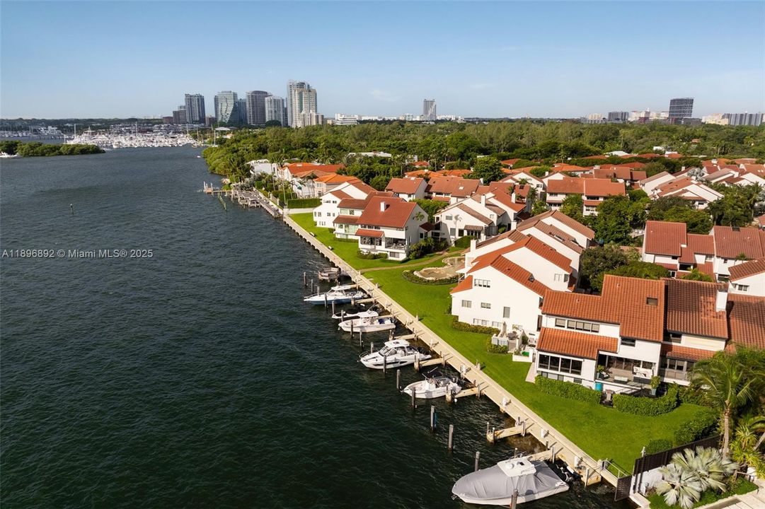 待售: $3,495,000 (4 贝兹, 4 浴室, 3725 平方英尺)