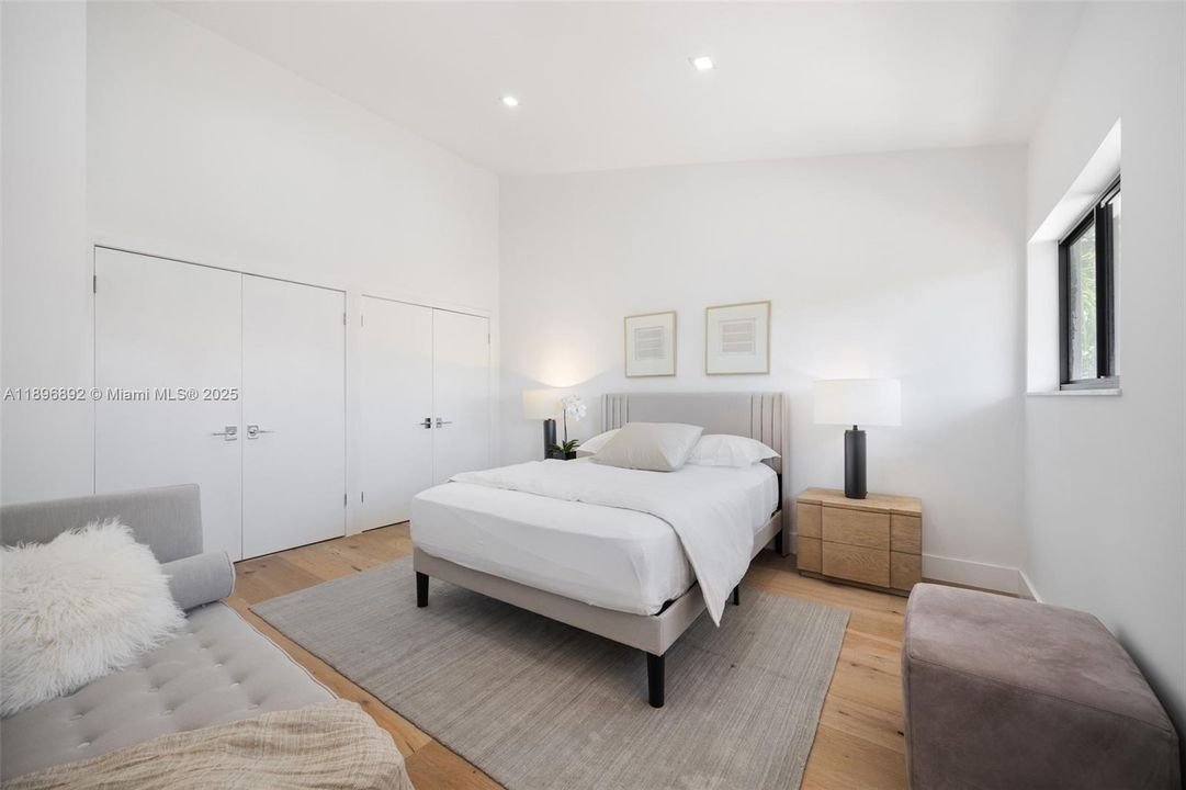 待售: $3,495,000 (4 贝兹, 4 浴室, 3725 平方英尺)