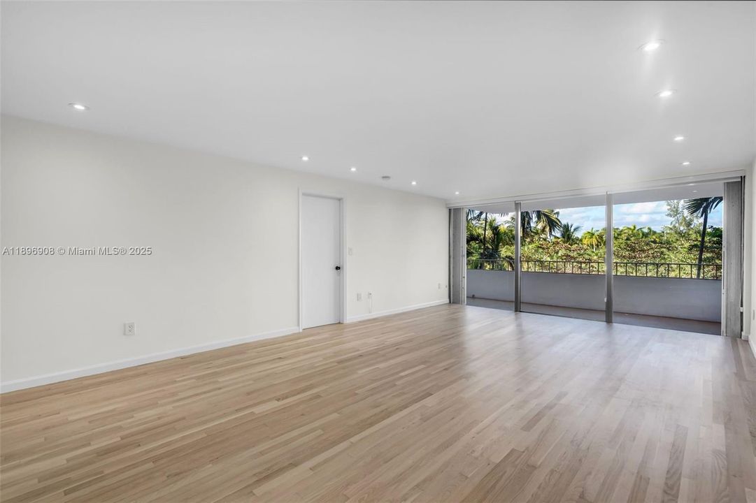 На продажу: $819,000 (1 спален, 1 ванн, 895 Квадратных фут)