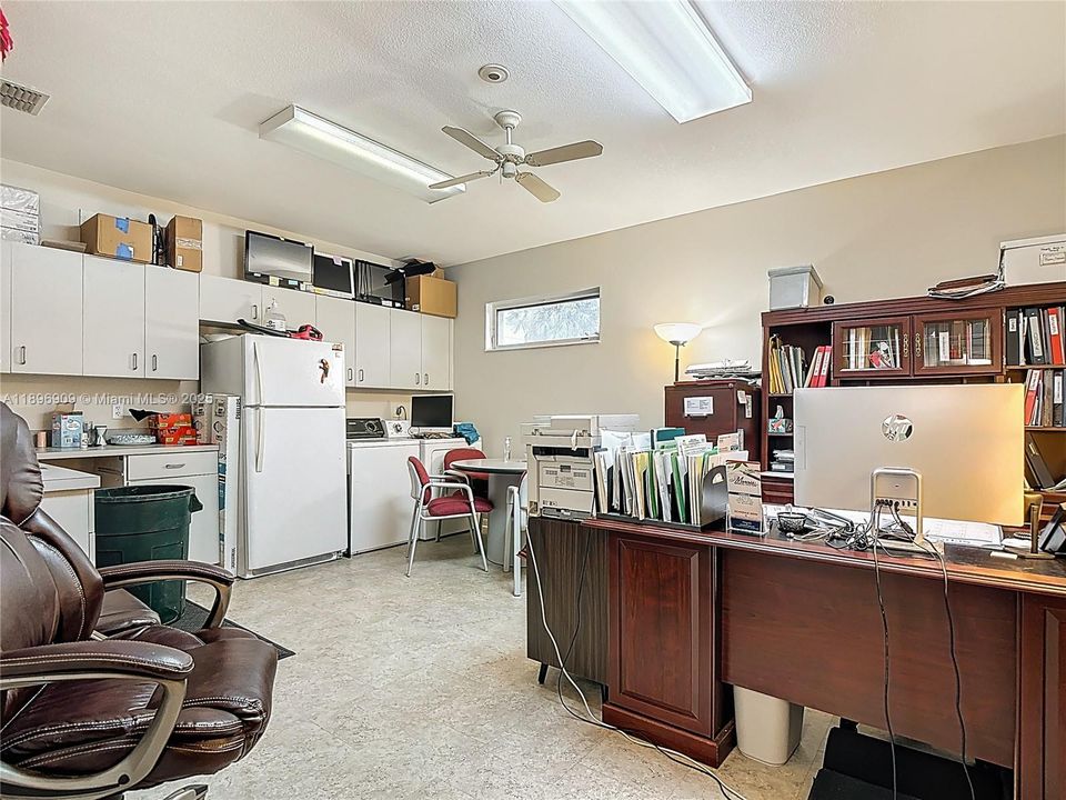 待售: $799,900 (0 贝兹, 0 浴室, 0 平方英尺)