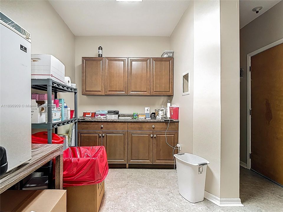 待售: $799,900 (0 贝兹, 0 浴室, 0 平方英尺)