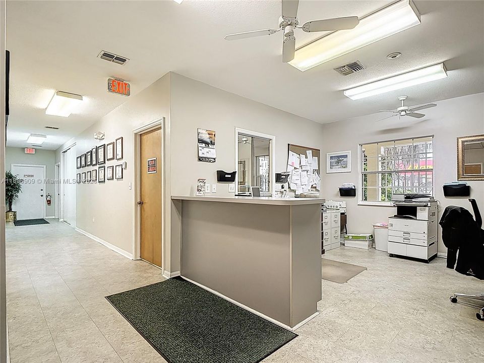 待售: $799,900 (0 贝兹, 0 浴室, 0 平方英尺)