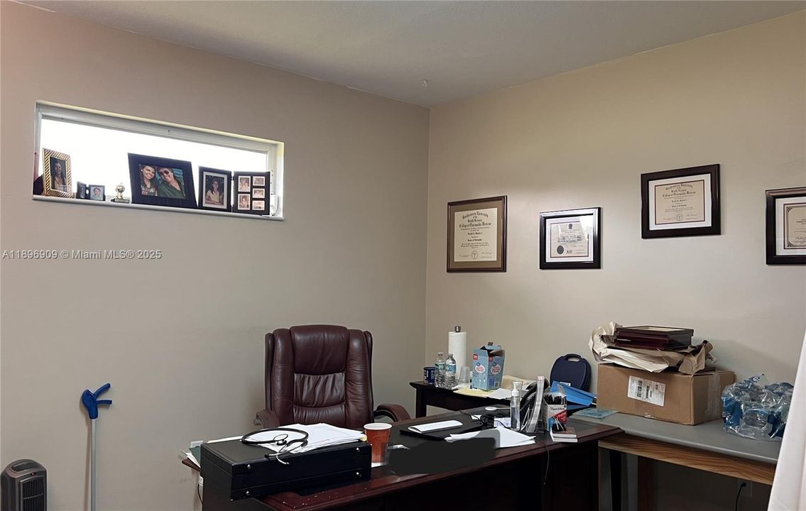 待售: $799,900 (0 贝兹, 0 浴室, 0 平方英尺)