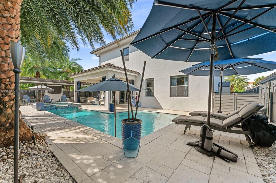 For Sale: $1,398,000 (5 beds, 4 baths, 3261 Square Feet)