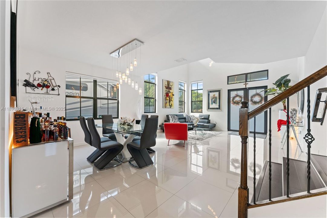 For Sale: $1,398,000 (5 beds, 4 baths, 3261 Square Feet)