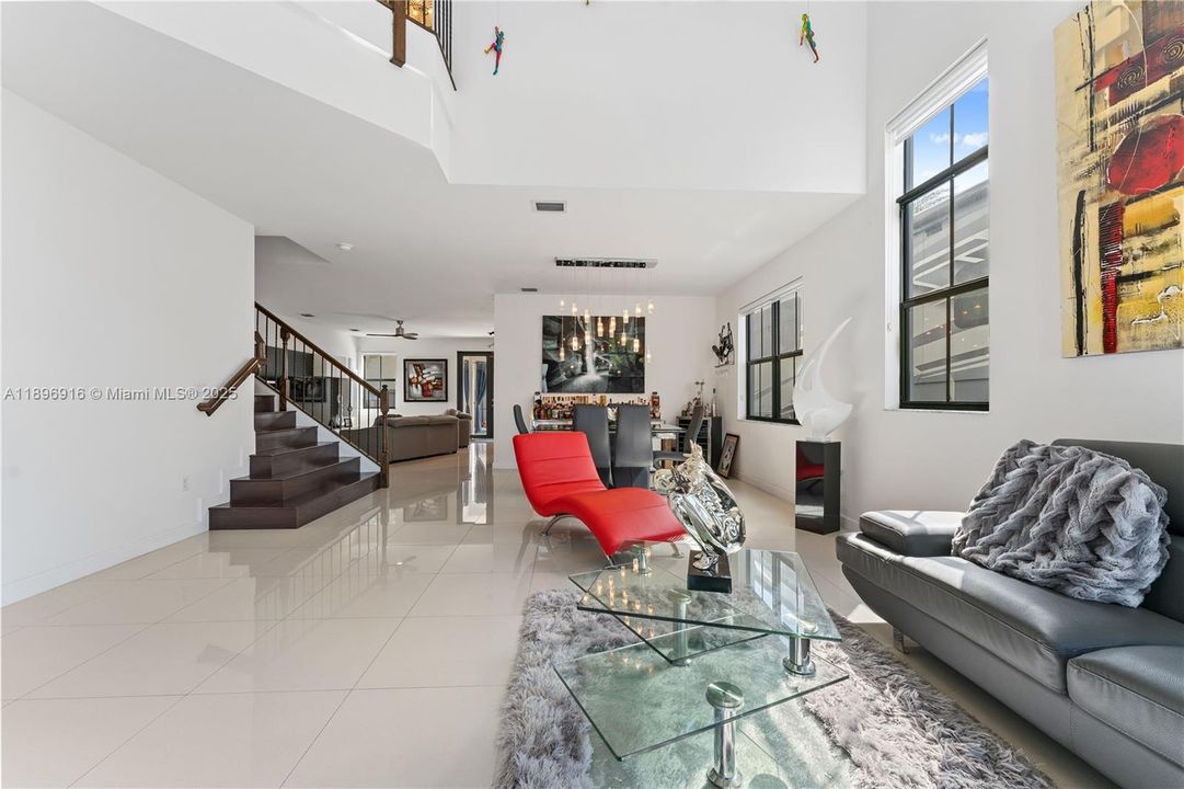 For Sale: $1,398,000 (5 beds, 4 baths, 3261 Square Feet)