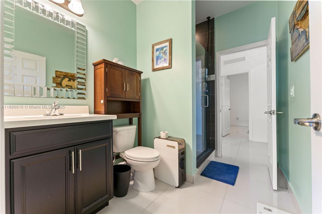 For Sale: $1,398,000 (5 beds, 4 baths, 3261 Square Feet)