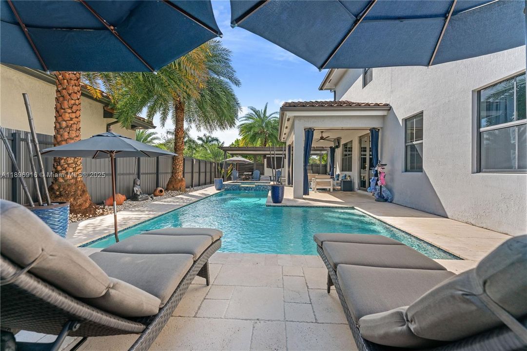 For Sale: $1,398,000 (5 beds, 4 baths, 3261 Square Feet)