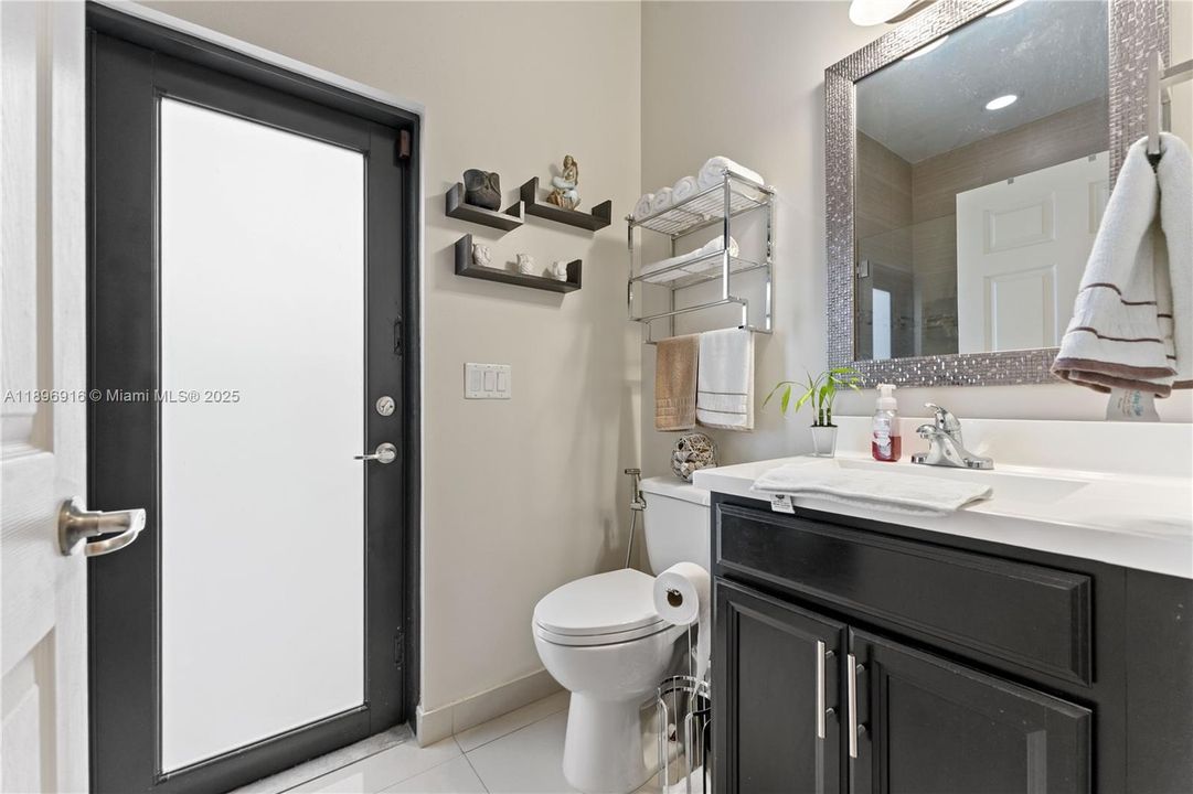 For Sale: $1,398,000 (5 beds, 4 baths, 3261 Square Feet)