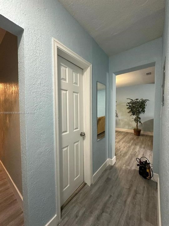 Active With Contract: $450,000 (5 beds, 3 baths, 1705 Square Feet)