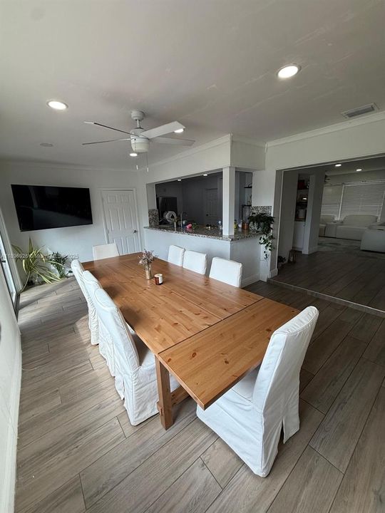 En Venta: $505,000 (3 camas, 2 baños, 1537 Pies cuadrados)