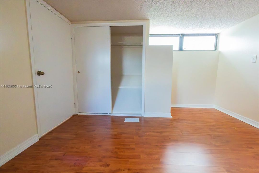 En Venta: $615,000 (2 camas, 2 baños, 1415 Pies cuadrados)