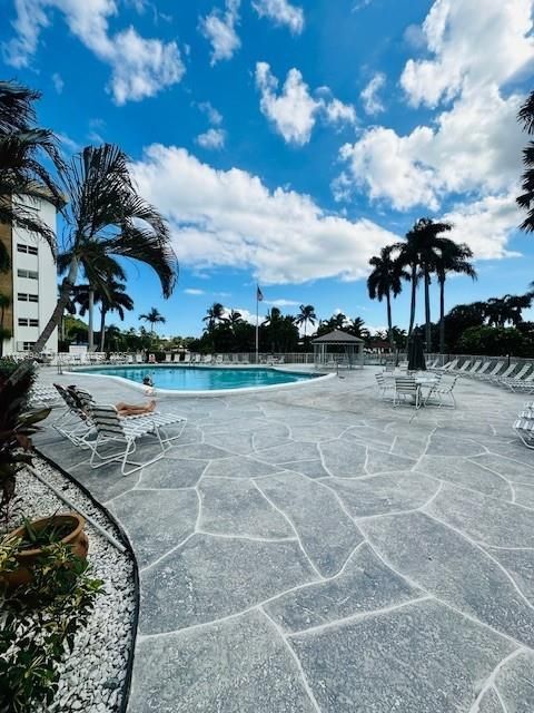 最近售出: $198,765 (1 贝兹, 1 浴室, 600 平方英尺)