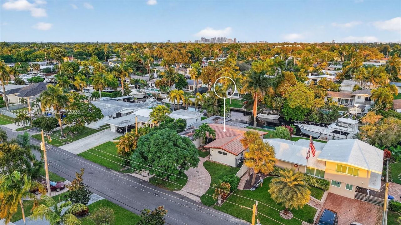 待售: $950,000 (4 贝兹, 3 浴室, 1928 平方英尺)