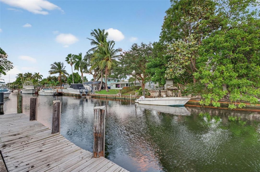 待售: $950,000 (4 贝兹, 3 浴室, 1928 平方英尺)