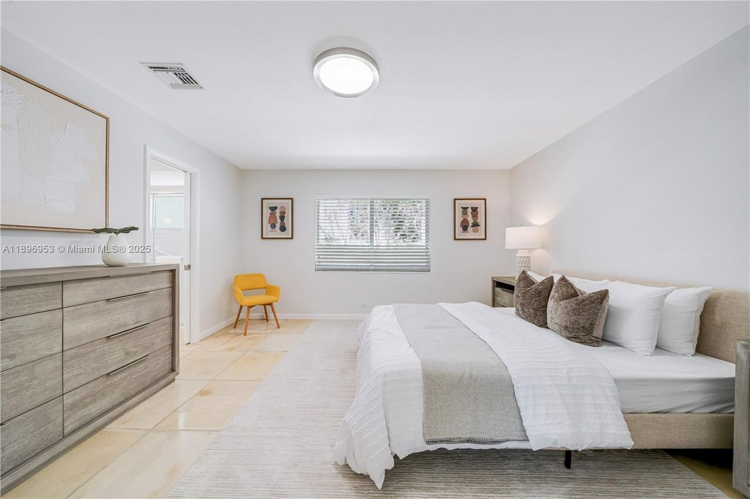 For Sale: $19,500,000 (5 beds, 5 baths, 3620 Square Feet)