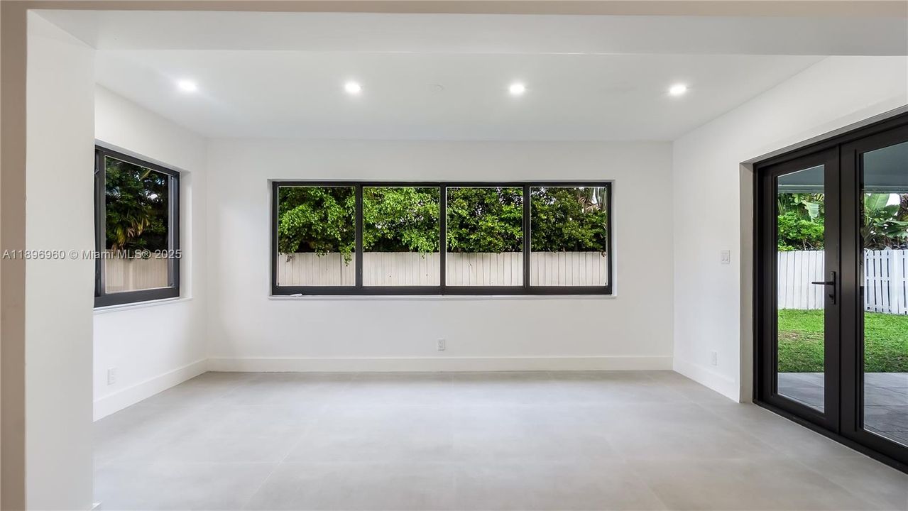 For Sale: $730,000 (3 beds, 2 baths, 1818 Square Feet)