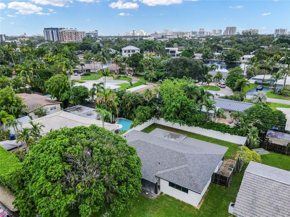 For Sale: $730,000 (3 beds, 2 baths, 1818 Square Feet)