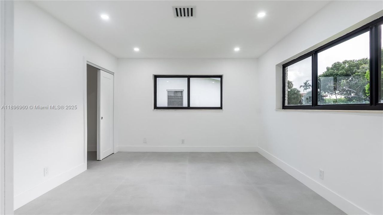 For Sale: $730,000 (3 beds, 2 baths, 1818 Square Feet)