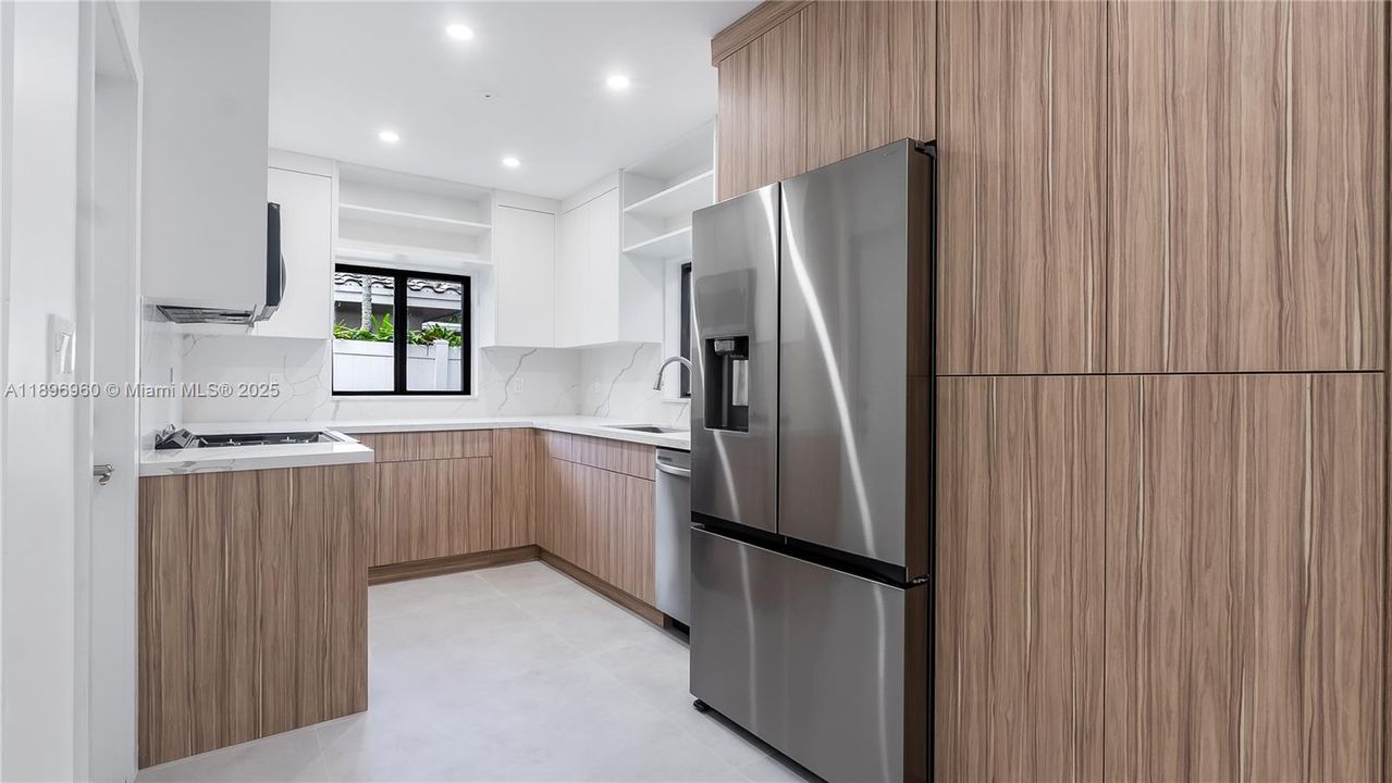 For Sale: $730,000 (3 beds, 2 baths, 1818 Square Feet)