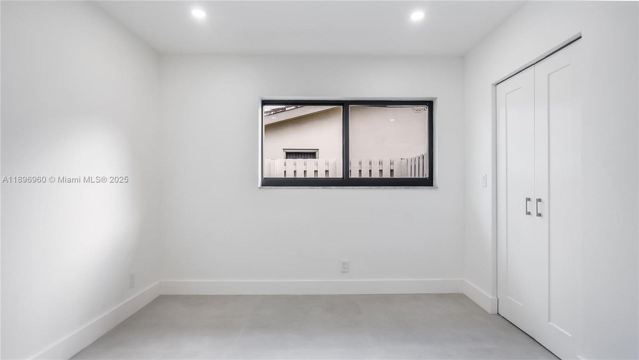 For Sale: $730,000 (3 beds, 2 baths, 1818 Square Feet)